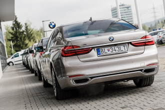 BMW DRIVING LUXURY EXPERIENCE 2016