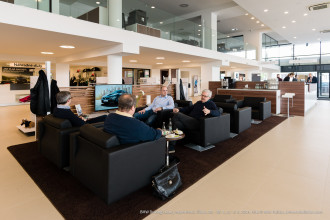 BMW DRIVING LUXURY EXPERIENCE 2016