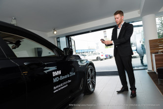 BMW DRIVING LUXURY EXPERIENCE 2016