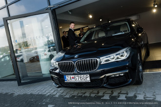 BMW DRIVING LUXURY EXPERIENCE 2016