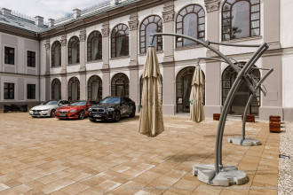 BMW DRIVING LUXURY EXPERIENCE 2016