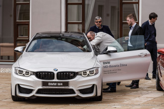 BMW DRIVING LUXURY EXPERIENCE 2016