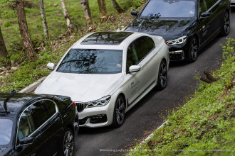 BMW DRIVING LUXURY EXPERIENCE 2016