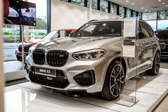 Pozvánka na dni BMW M s premiérou BMW X3 M a BMW X4 M 1.-12.8 v MD-Bavaria Žilina.