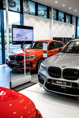 Pozvánka na dni BMW M s premiérou BMW X3 M a BMW X4 M 1.-12.8 v MD-Bavaria Žilina.