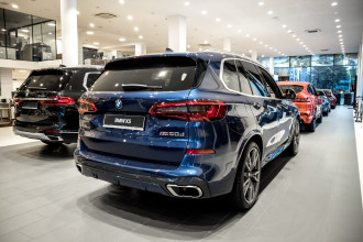 Pozvánka na dni BMW M s premiérou BMW X3 M a BMW X4 M 1.-12.8 v MD-Bavaria Žilina.