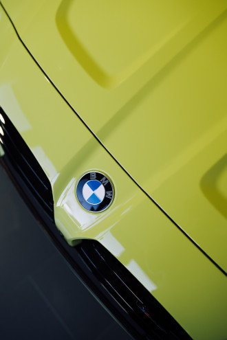 Tomáš Maštalír si prevzal kľúče od BMW M3 Competition M xDrive.