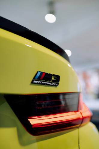 Tomáš Maštalír si prevzal kľúče od BMW M3 Competition M xDrive.