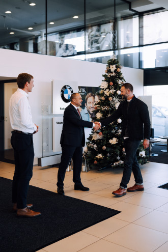 Tomáš Maštalír si prevzal kľúče od BMW M3 Competition M xDrive.