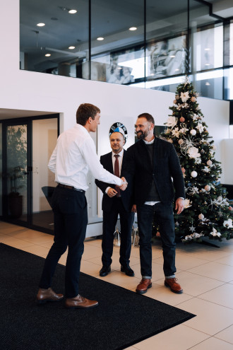 Tomáš Maštalír si prevzal kľúče od BMW M3 Competition M xDrive.