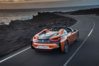 Nové BMW i8 Roadster a nové BMW i8 Coupe.