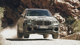 Univerzálne a robustné, s ktorým nič nie je nemožné. Nové BMW X5 na zaťažkávacej skúške od polárneho kruhu až po Južnú Afriku.
