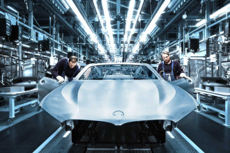 Spustenie výroby nového BMW radu 8 Coupé v závode spoločnosti BMW Group v Dingolfingu.