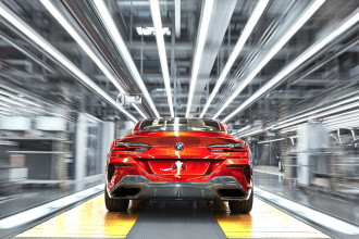 Spustenie výroby nového BMW radu 8 Coupé v závode spoločnosti BMW Group v Dingolfingu.