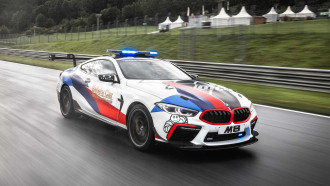 BMW M8 MotoGPTM Safety Car - vysoký výkon v službe bezpečnosti.