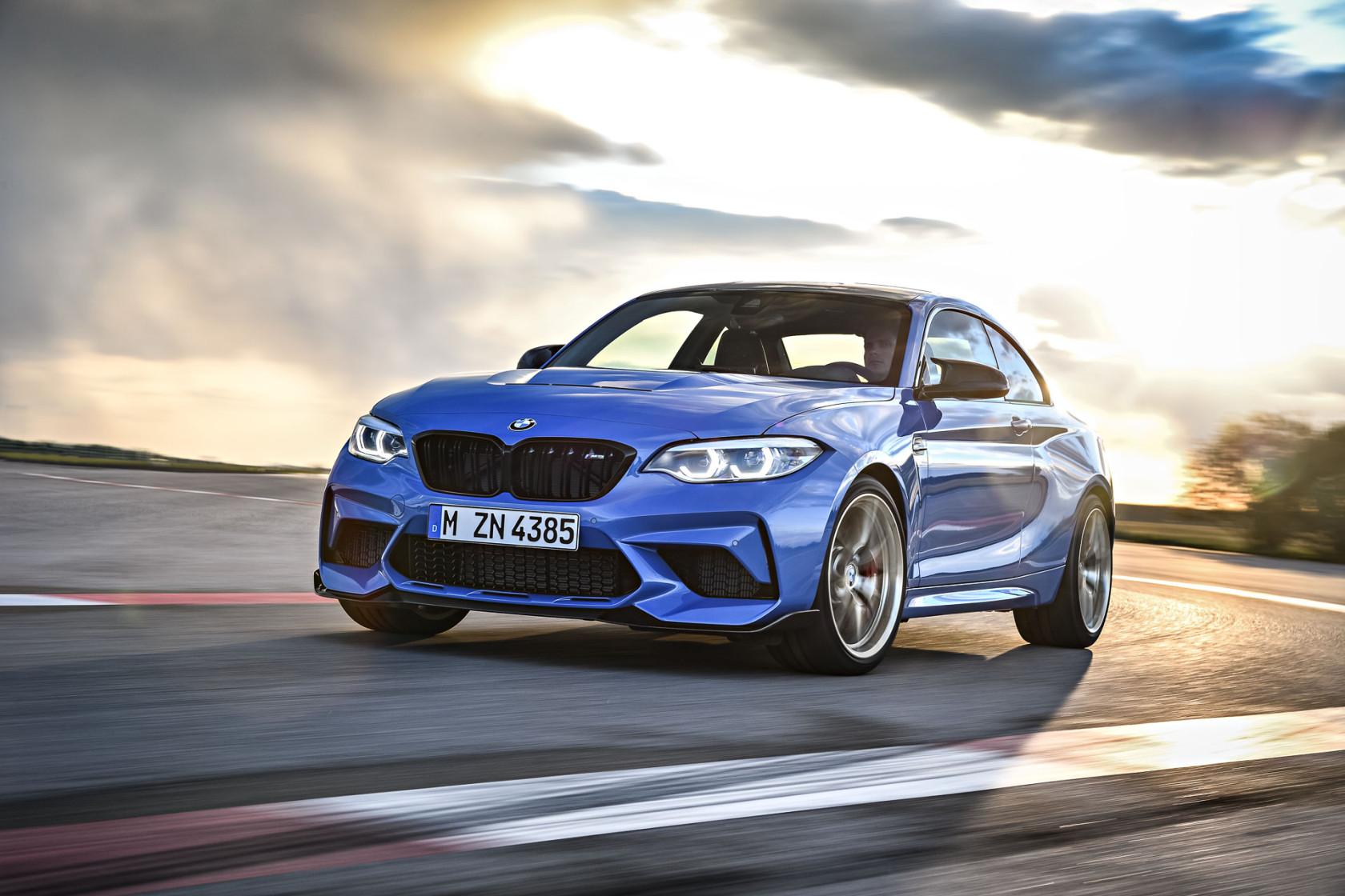 Úplne nové BMW M2 CS.