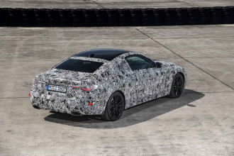 Nové BMW radu 4 Coupé vo finálnej fáze skúšok jazdnej dynamiky.