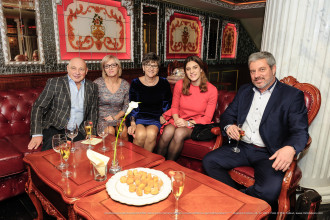 SLÁVNOSTNÉ PREDSTAVENIE ÚPLNE NOVÉHO BMW RADU 6 GRAN TURISMO