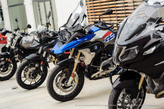 BMW PURE DRIVE EXPERIENCE 2017