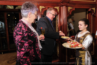 SLÁVNOSTNÉ PREDSTAVENIE ÚPLNE NOVÉHO BMW RADU 6 GRAN TURISMO