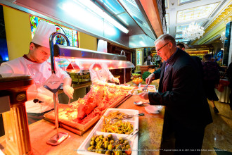 SLÁVNOSTNÉ PREDSTAVENIE ÚPLNE NOVÉHO BMW RADU 6 GRAN TURISMO