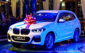 SLÁVNOSTNÉ PREDSTAVENIE ÚPLNE NOVÉHO BMW RADU 6 GRAN TURISMO