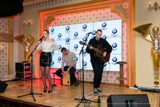 SLÁVNOSTNÉ PREDSTAVENIE ÚPLNE NOVÉHO BMW RADU 6 GRAN TURISMO