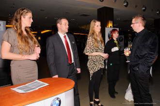 PREDSTAVENIE ÚPLNE NOVÉHO BMW RADU 3