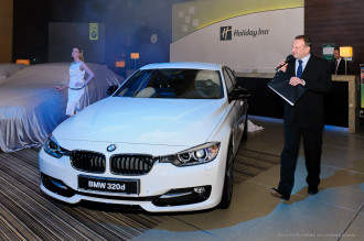 PREDSTAVENIE ÚPLNE NOVÉHO BMW RADU 3