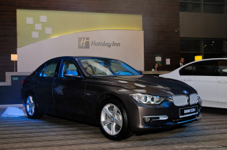 PREDSTAVENIE ÚPLNE NOVÉHO BMW RADU 3