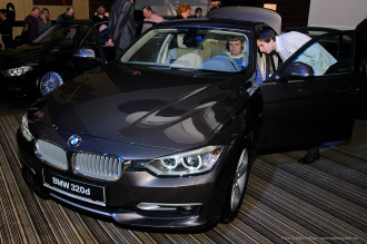 PREDSTAVENIE ÚPLNE NOVÉHO BMW RADU 3