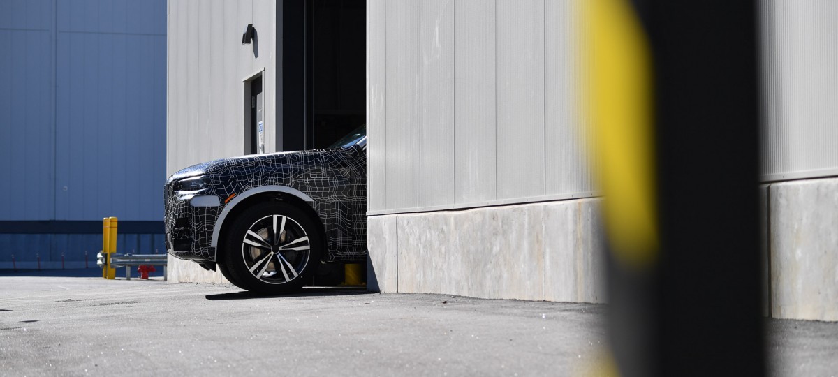 Odpočítavanie sa začalo: prvé predsériové modely BMW X7 schádzajú z montážnej linky.
