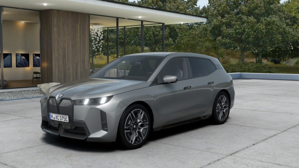 BMW iX xDrive45