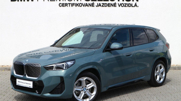 BMW iX1 xDrive30