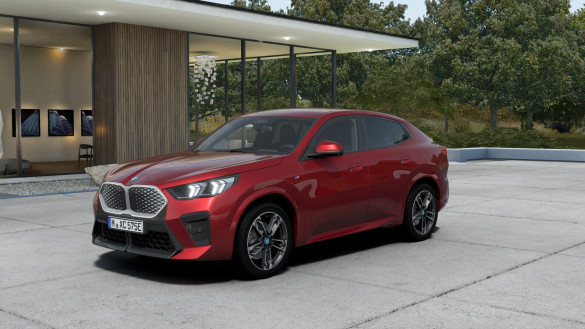 BMW iX2 xDrive30