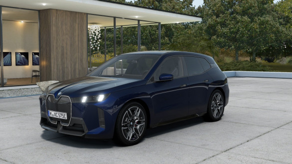 BMW iX xDrive60