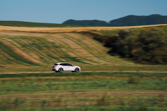 Electric Experience Tour by BMW. Valčianska dolina.