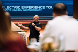 Electric Experience Tour by BMW. Valčianska dolina.