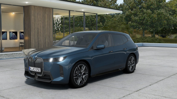 BMW iX xDrive60