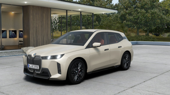 BMW iX xDrive45