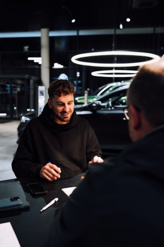 Rasťo Zvara si doprial komfort BMW radu 5.