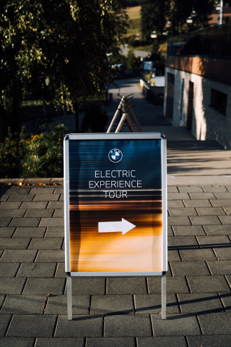 Electric Experience Tour by BMW. Valčianska dolina.
