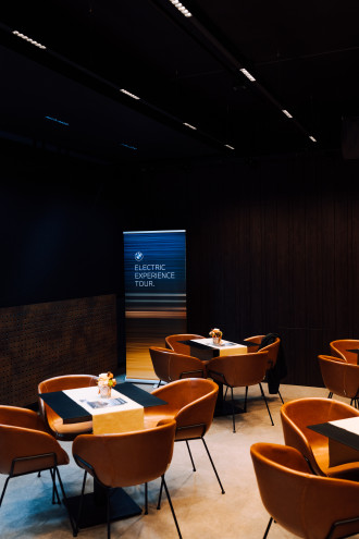 Electric Experience Tour by BMW. Valčianska dolina.