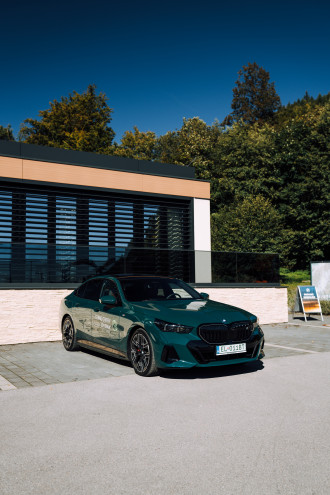 Electric Experience Tour by BMW. Valčianska dolina.