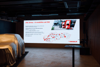 Electric Experience Tour by BMW. Valčianska dolina.