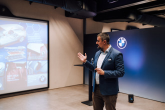 Electric Experience Tour by BMW. Valčianska dolina.