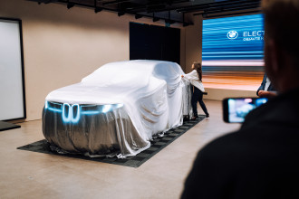 Electric Experience Tour by BMW. Valčianska dolina.