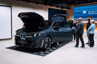 Electric Experience Tour by BMW. Valčianska dolina.