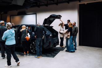 Electric Experience Tour by BMW. Valčianska dolina.