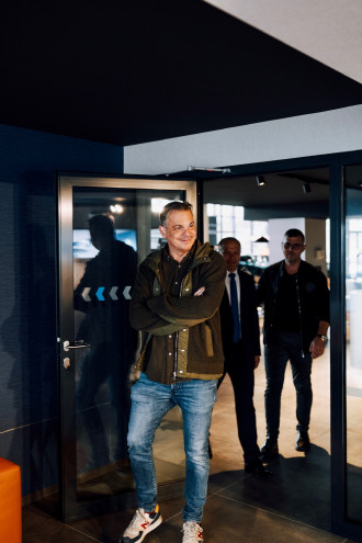 Dano Dangl si prevzal nové BMW M5 v Individual farbe Frozen Deep Grey.